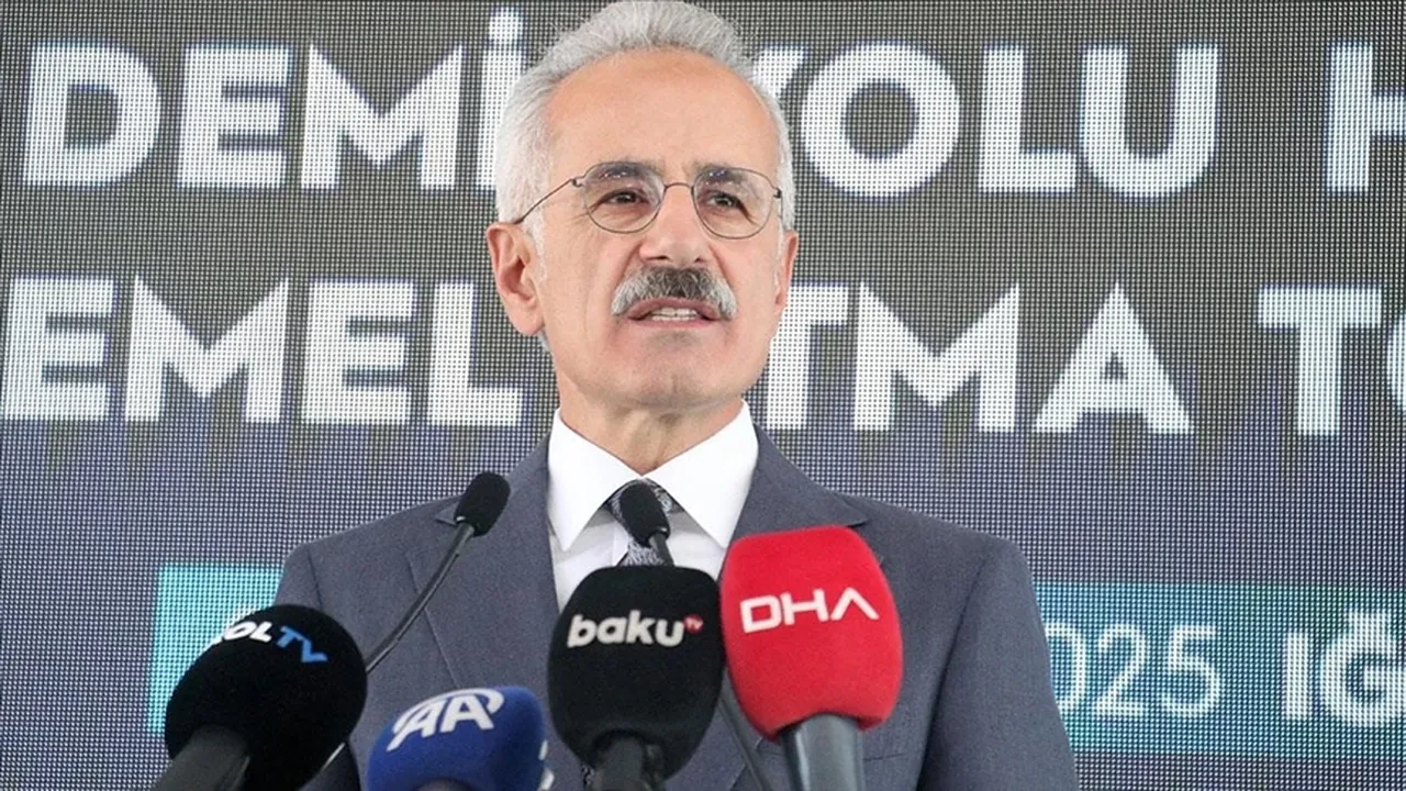 Bakan Uraloğlu rakamlarla açıkladı: Zengezur Koridoru 147,6 milyar lira kazandıracak!