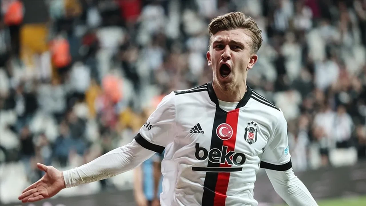 Beşiktaş'ın yeni transferi Rıdvan Yılmaz İstanbul'da