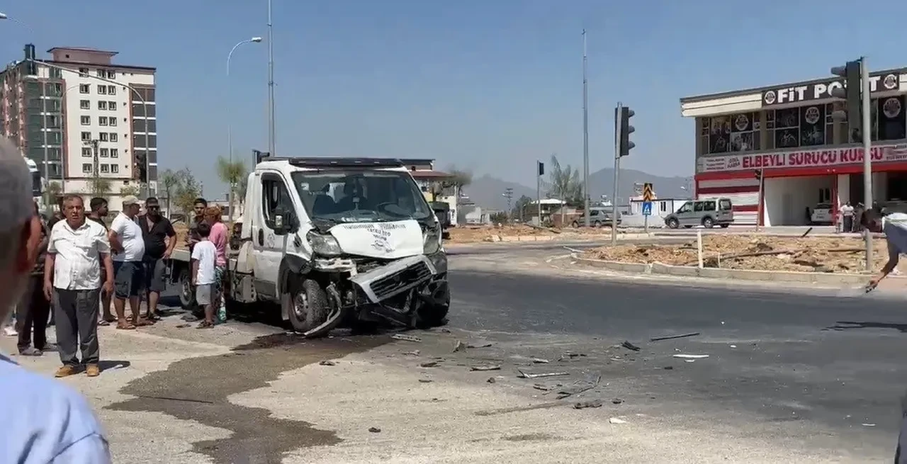 Düğüne giden aileden acı haber! Kazada 3 kişi öldü