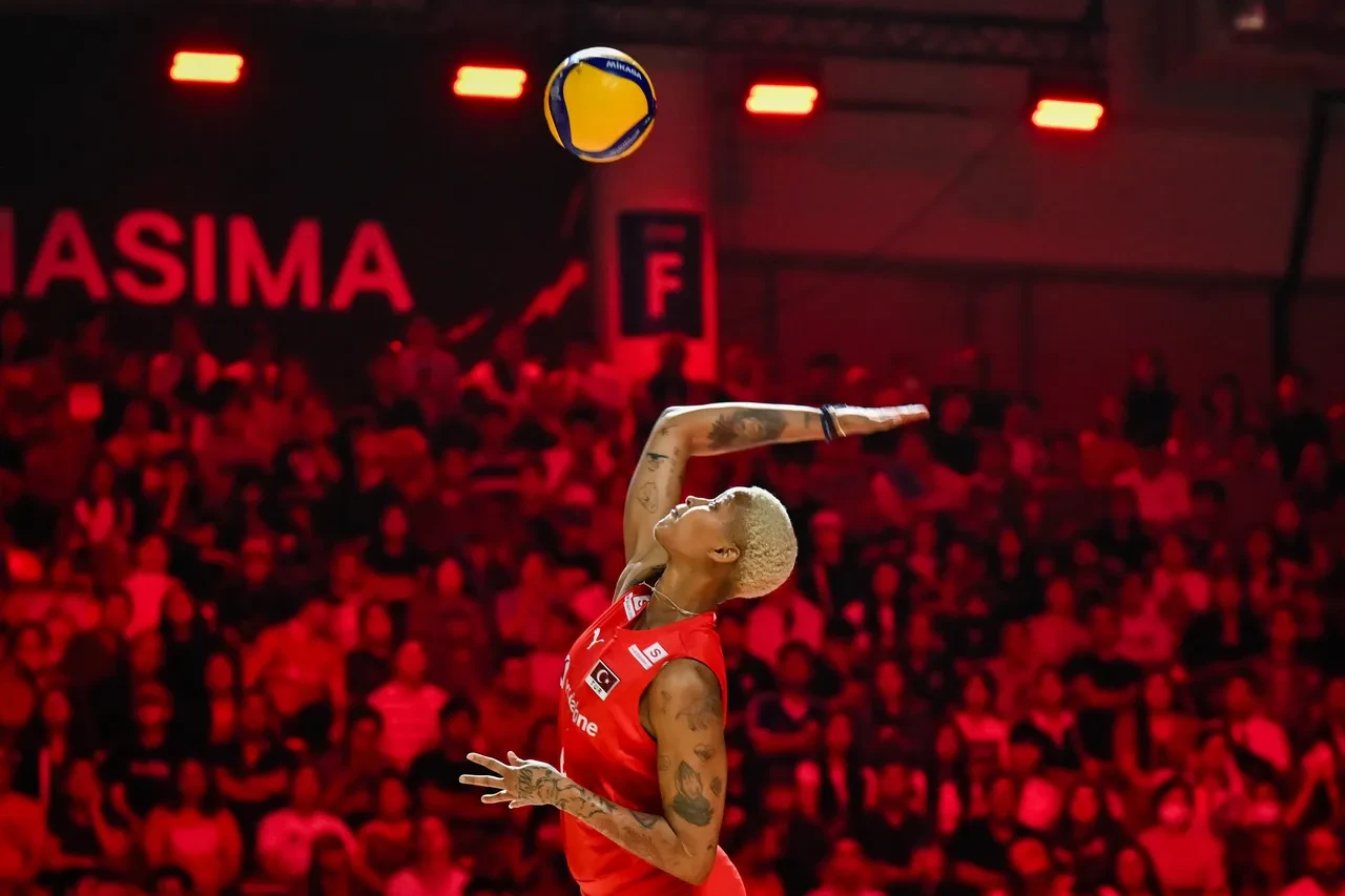 Filenin Sultanları Dünya Şampiyonası’na galibiyetle başladı: Sultanlar set vermedi!