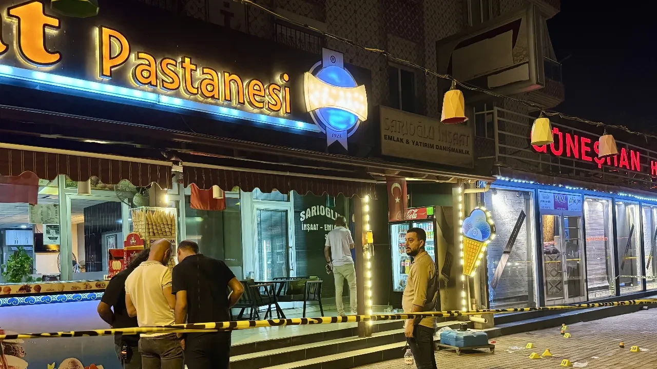 Pastacılar Odası Başkanı pastanede dehşeti yaşattı! Önce iki kişiyi öldürdü ardından canına kıydı