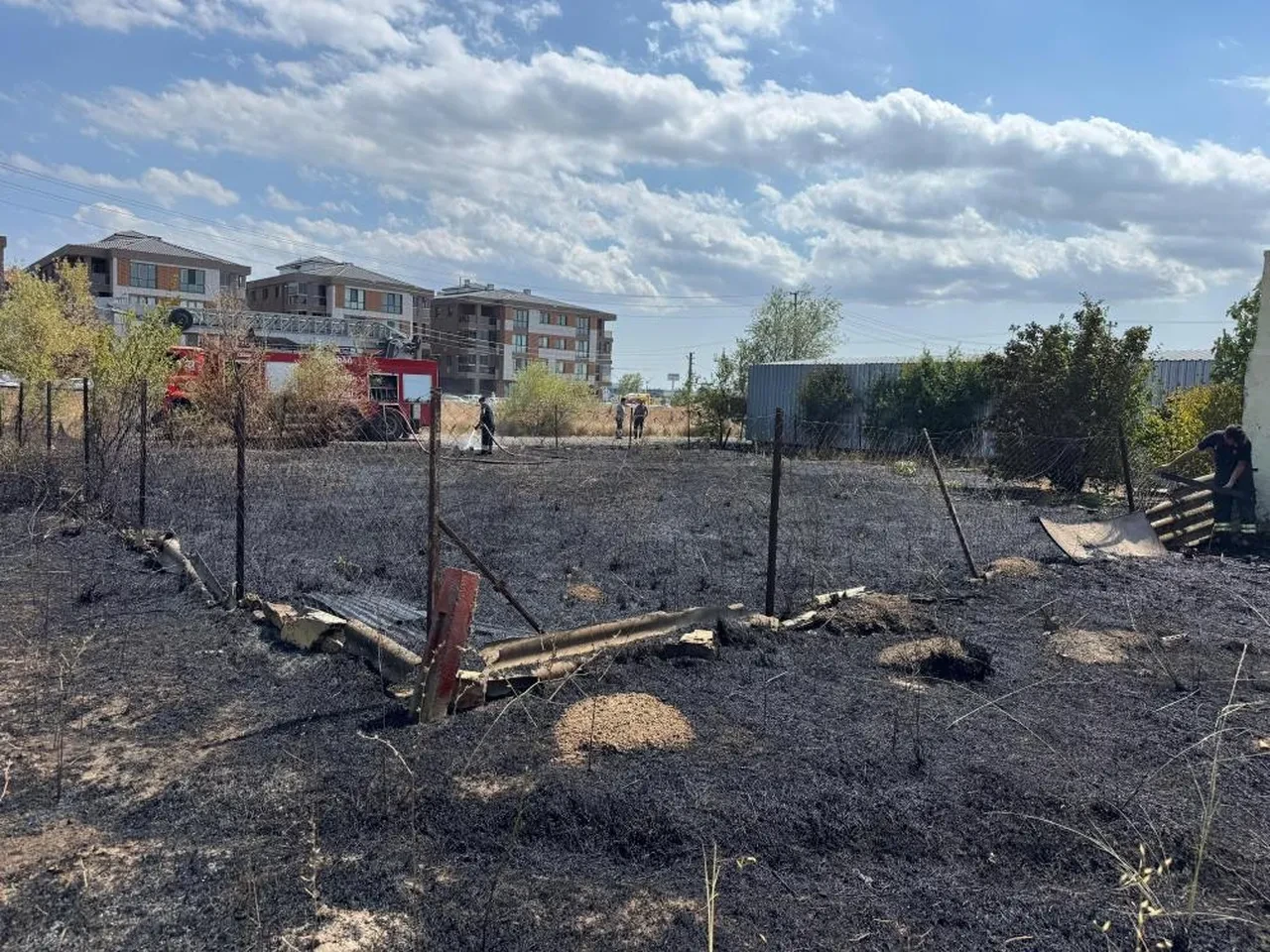 Tekirdağ'da çocuklar yangın çıkarttı: Alevler büyüyünce kaçarak ortadan kayboldular!