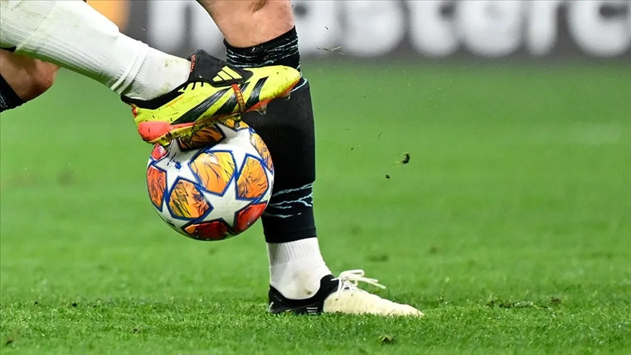 UEFA listesi ne zaman verilecek? 2025-2026 sezonu oyuncu listeleri için son tarih yaklaşıyor