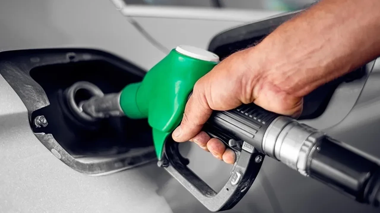 Bankalardan akaryakıt promosyonu! 10 litreye kadar benzin, LPG ve motorin bedava