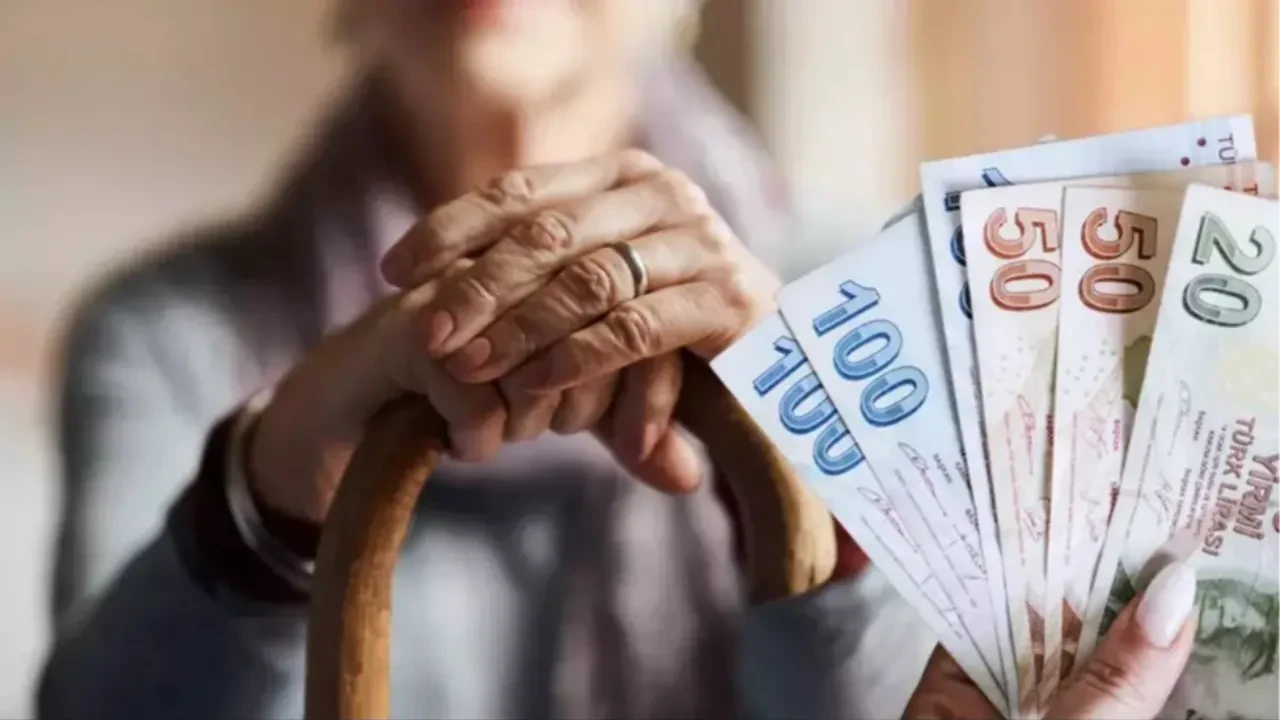 Emekliye faizsiz konut kredisi detayları belli oldu! Kimler faydalanabilecek? 