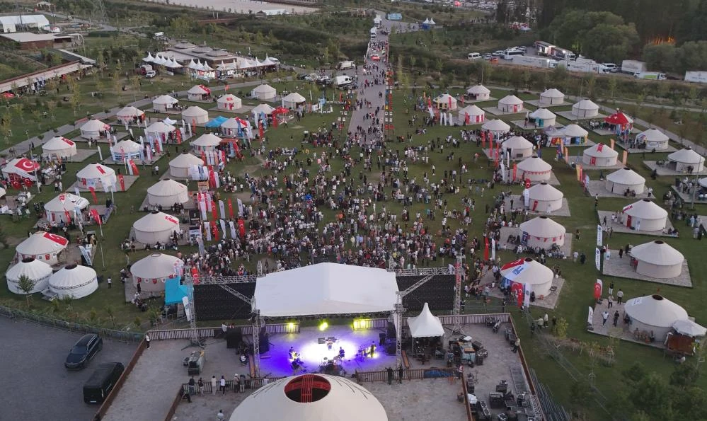 Ahlat’ta Malazgirt coşkusu İsmail Altunsaray’la taçlandı