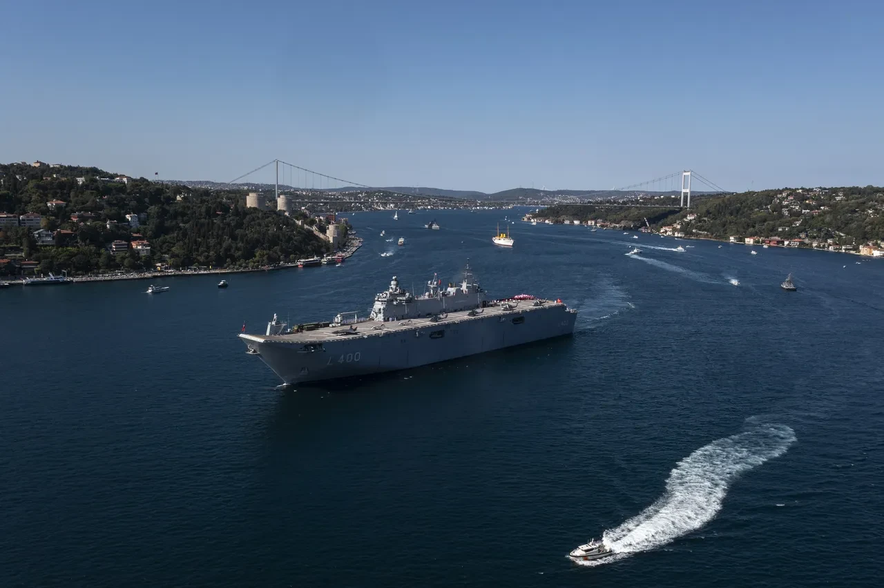 Mavi Vatan’ın çelik kalkanlarından güç gösterisi! İstanbul Boğazı'nda guru günü 