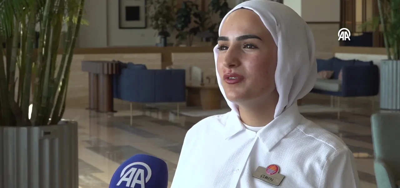 Babası YKS çıkışında çiçekle karşılamıştı! Çimen Gülen, hayalindeki bölüme yerleşti