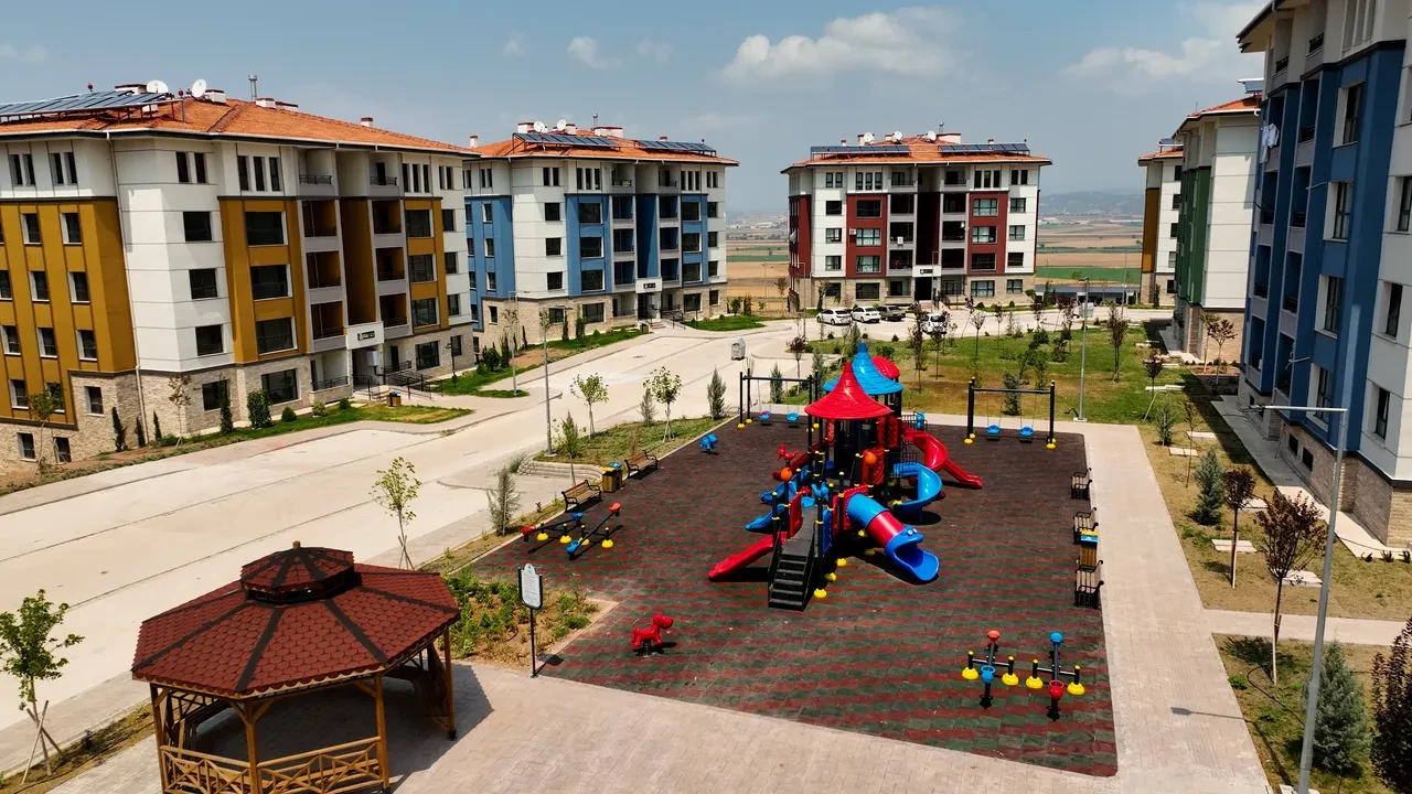 Bakan Kurum'dan Osmaniye Paylaşımı, 'Söz Verdiysek Yaparız'