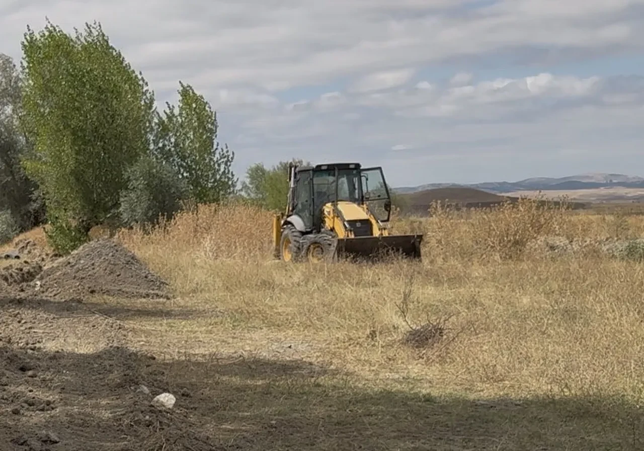 Çorum'da ilginç keşif! Üzerindekiler meraklandırdı, ekipler el koydu