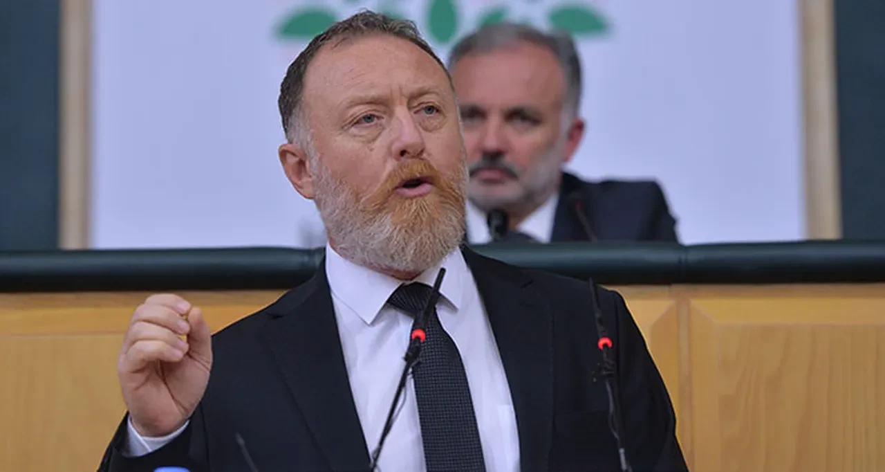 DEM Partili Sezai Temelli komisyonun ne yapması gerektiğini açıkladı: Öcalan ile görüşülmezse yol alınmaz