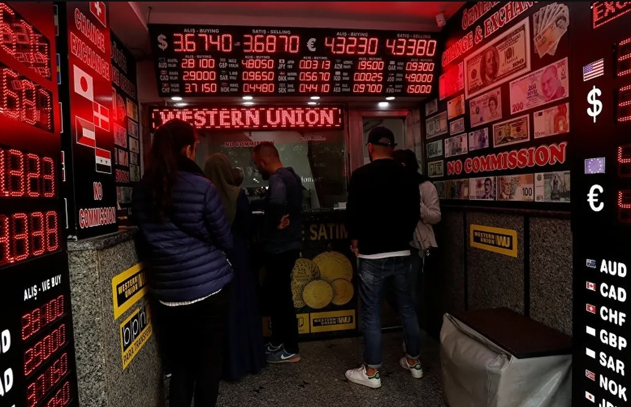 Dolar kuru yükselişini sürdürüyor! İşte 25 Ağustos 2025 güncel döviz kurları: Dolar, euro, sterlin fiyatı