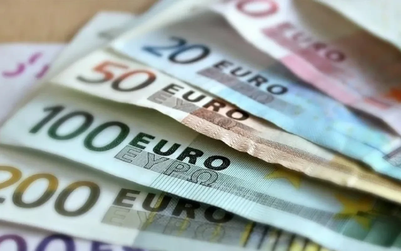 Dolar kuru yükselişini sürdürüyor! İşte 25 Ağustos 2025 güncel döviz kurları: Dolar, euro, sterlin fiyatı