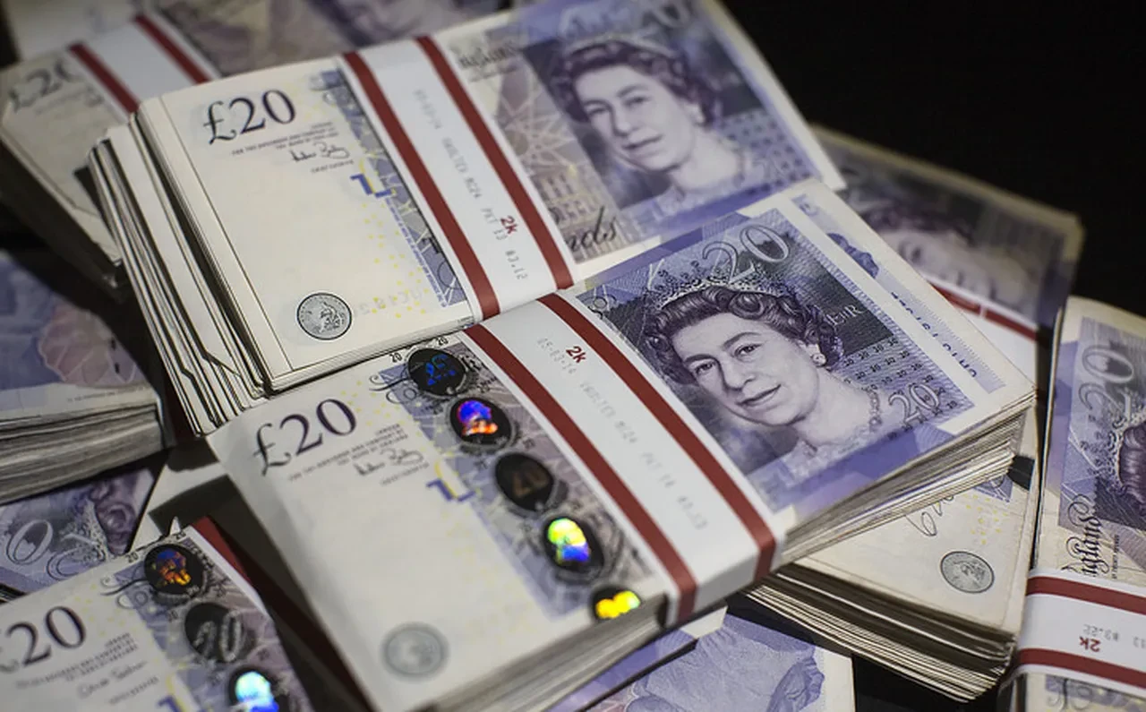 Dolar kuru yükselişini sürdürüyor! İşte 25 Ağustos 2025 güncel döviz kurları: Dolar, euro, sterlin fiyatı