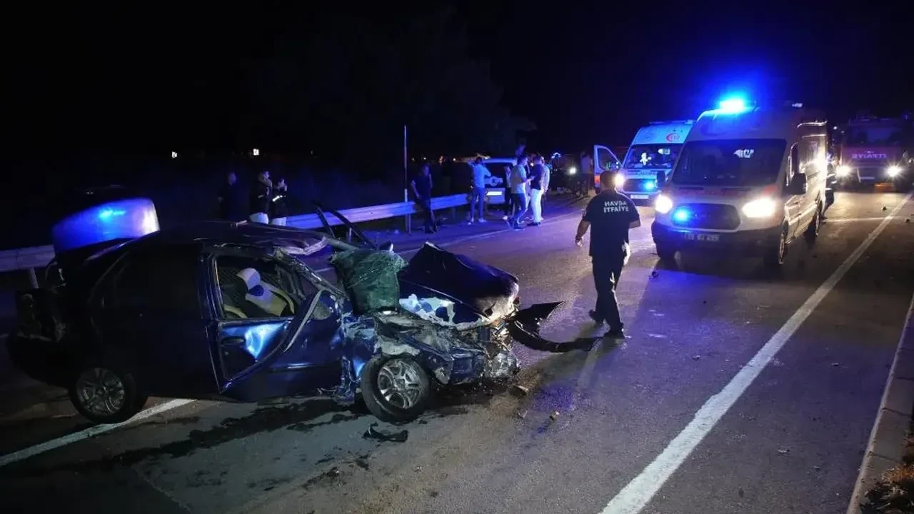 Edirne’de meydana gelen kaza da 1’i ağır 5 kişi yaralandı