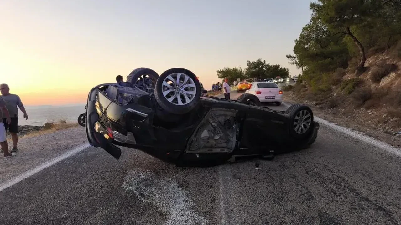 Foça’da alkollü sürücü dehşet saçtı: 3 yaşındaki çocuk yaralı