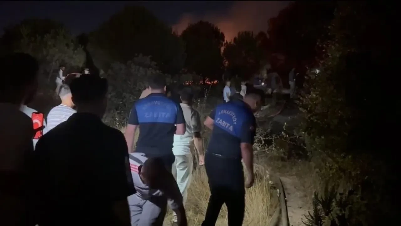 İstanbul'da korkutan yangın! Arnavutköy'den alevler yükseldi
