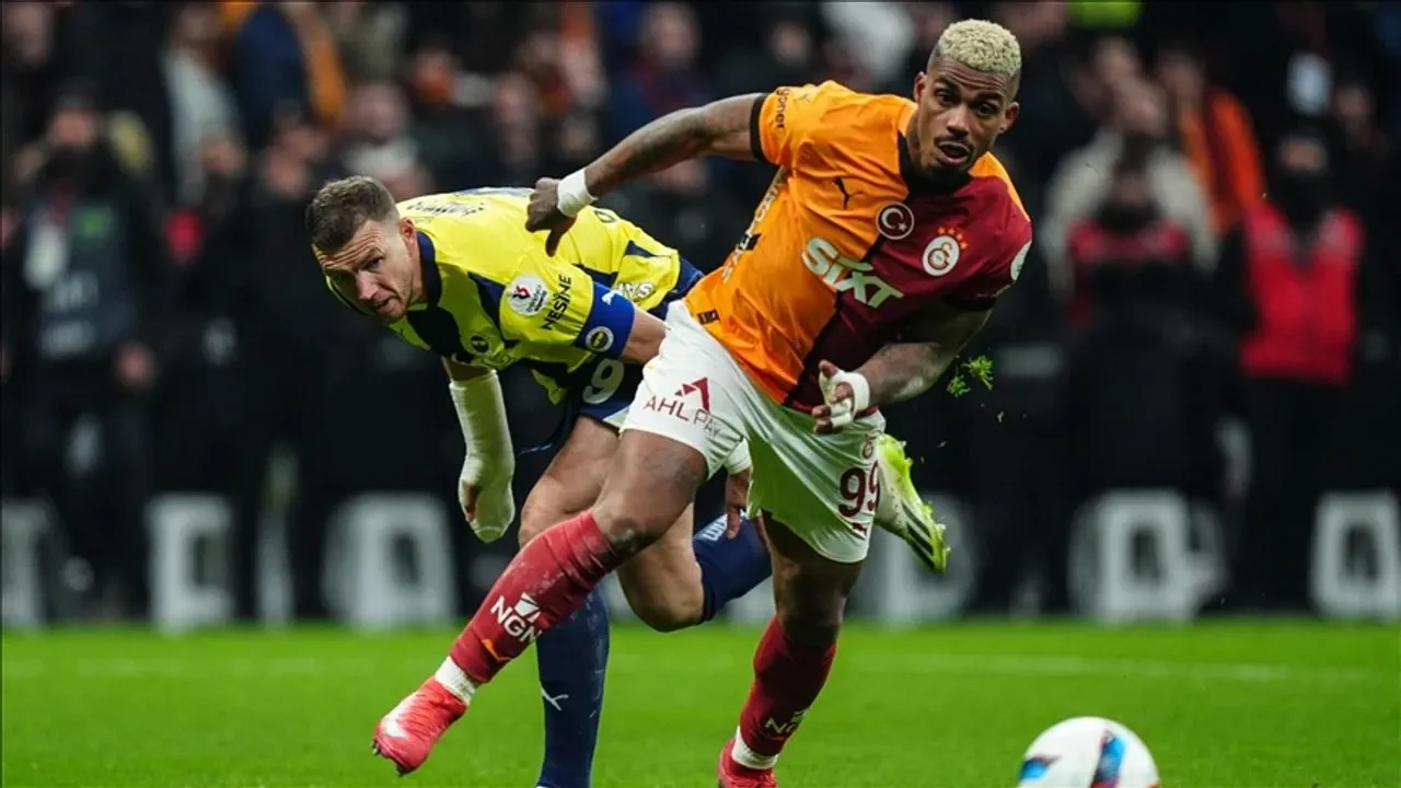 Lemina neden yok, Galatasaray'dan ayrılacak mı? Transfer iddialarına yıldız futbolcudan cevap geldi
