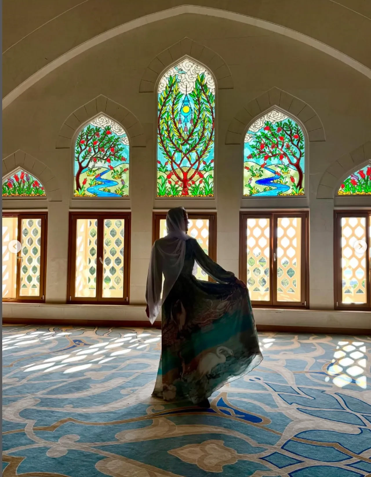 Mauro Icardi'nin sevgilisi China Suarez Çamlıca Camii’yi ziyaret etti! Paylaşımlarına beğeni yağdı