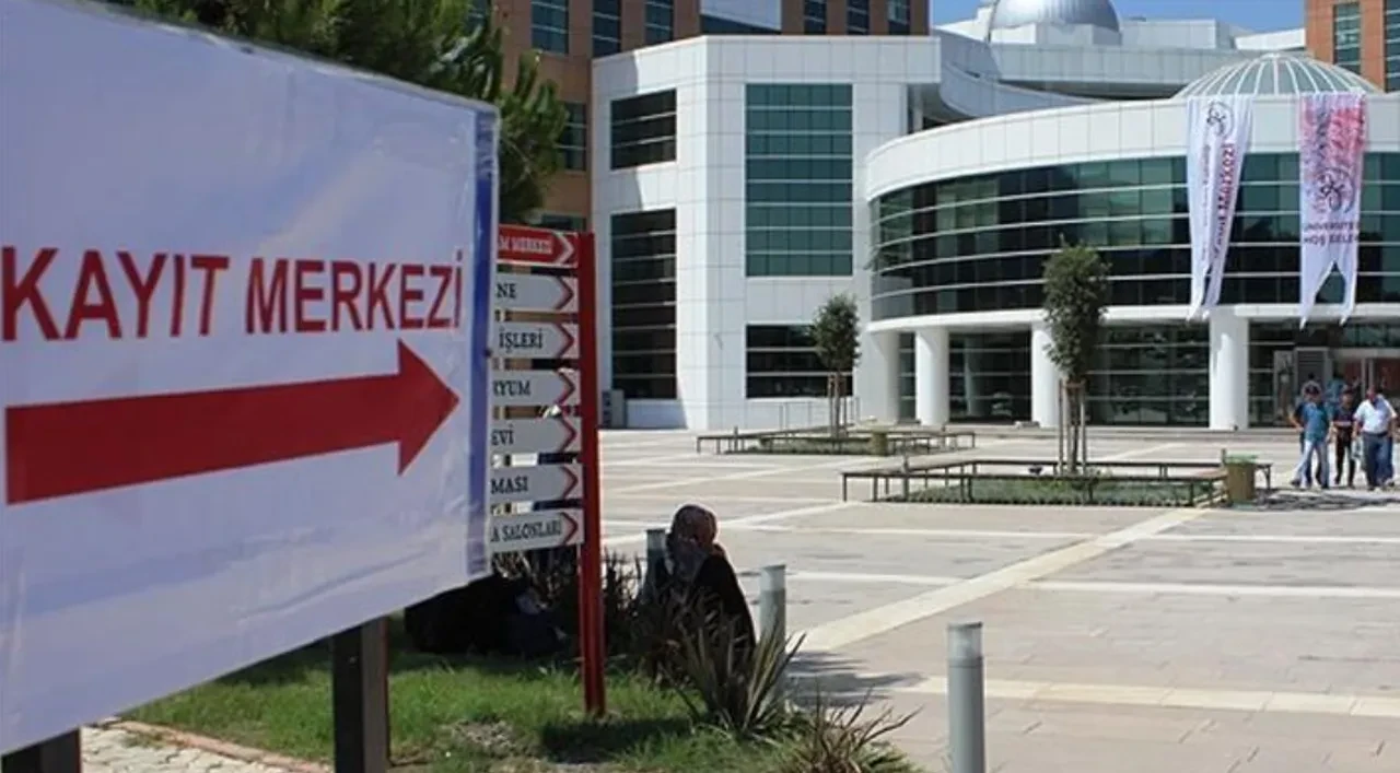 online üniversite kayıt