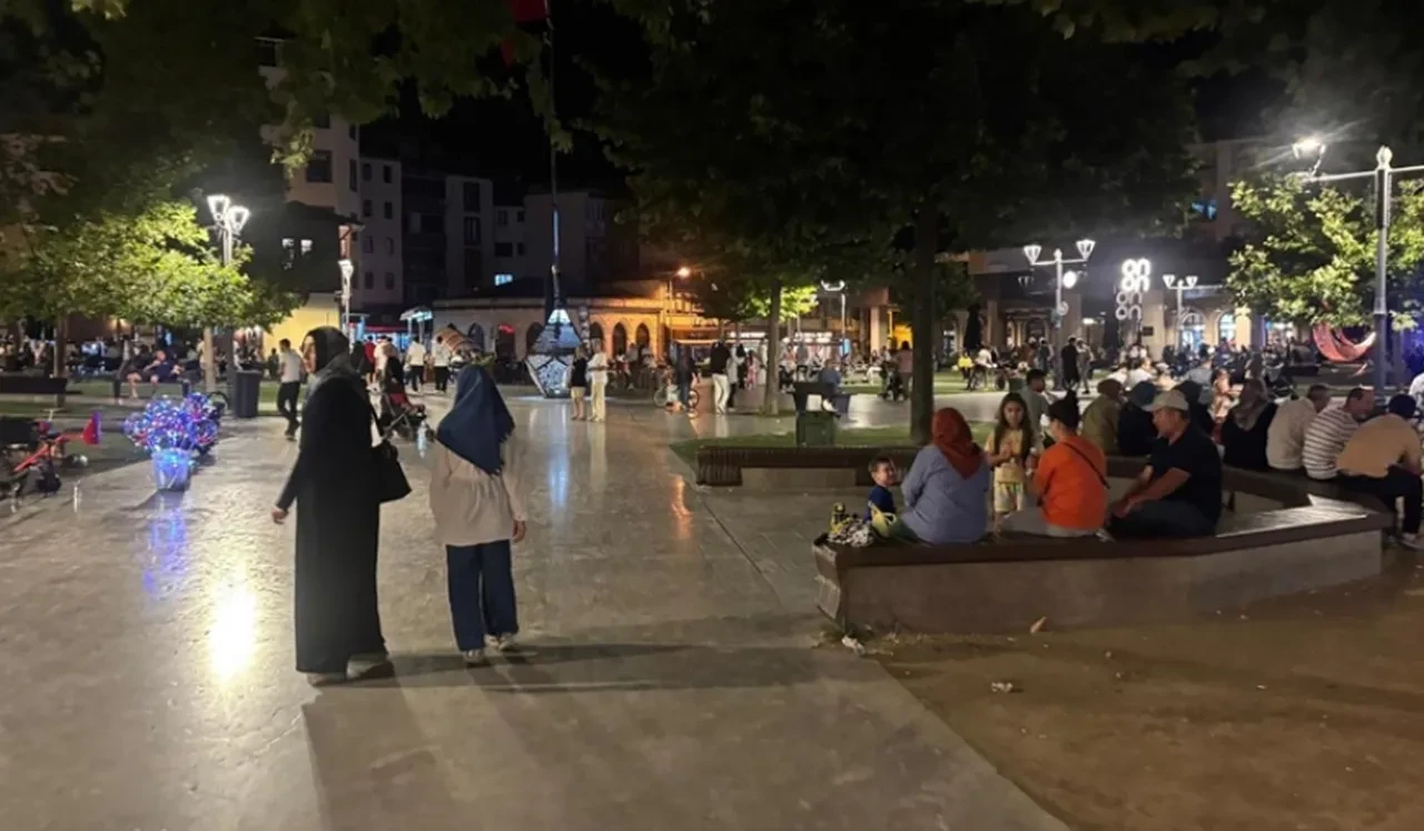 Ünlü profesörden Sındırgı için endişe veren deprem tespiti! 'Olağan değil' diyerek uyardı