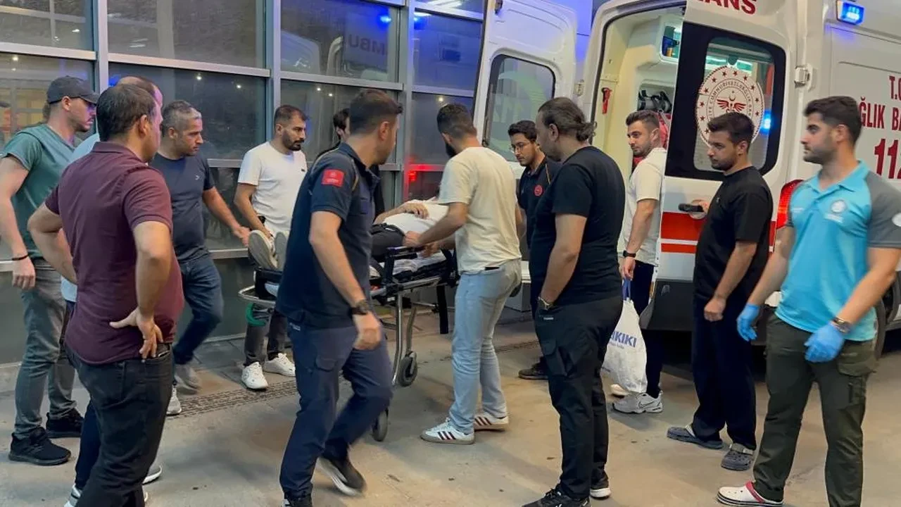 Adıyaman'da feci kaza! Çok sayıda polis yaralandı