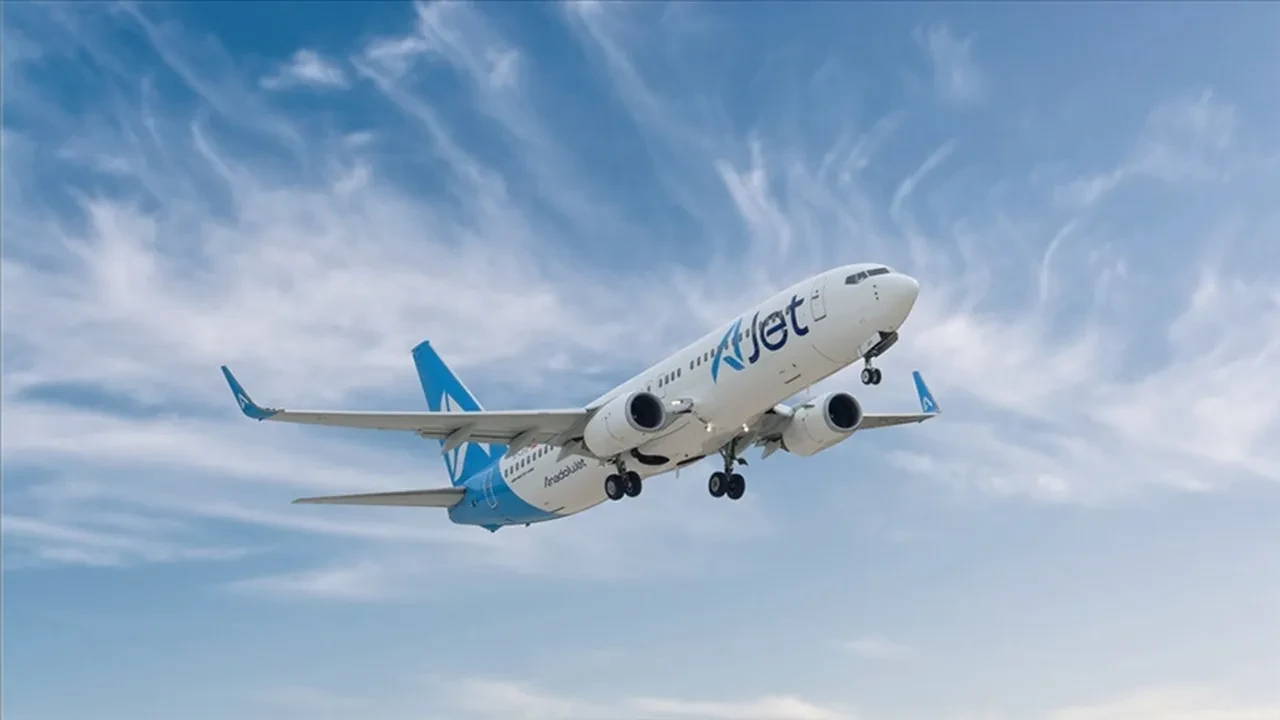 AJet gökyüzünde rekora imza attı