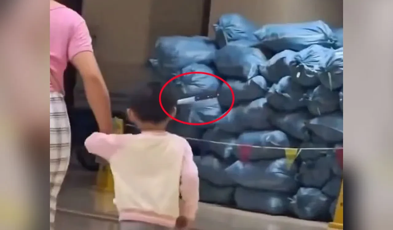 Başına 15 santimlik bıçak saplanan küçük kızı annesi yürüyerek hastaneye getirdi