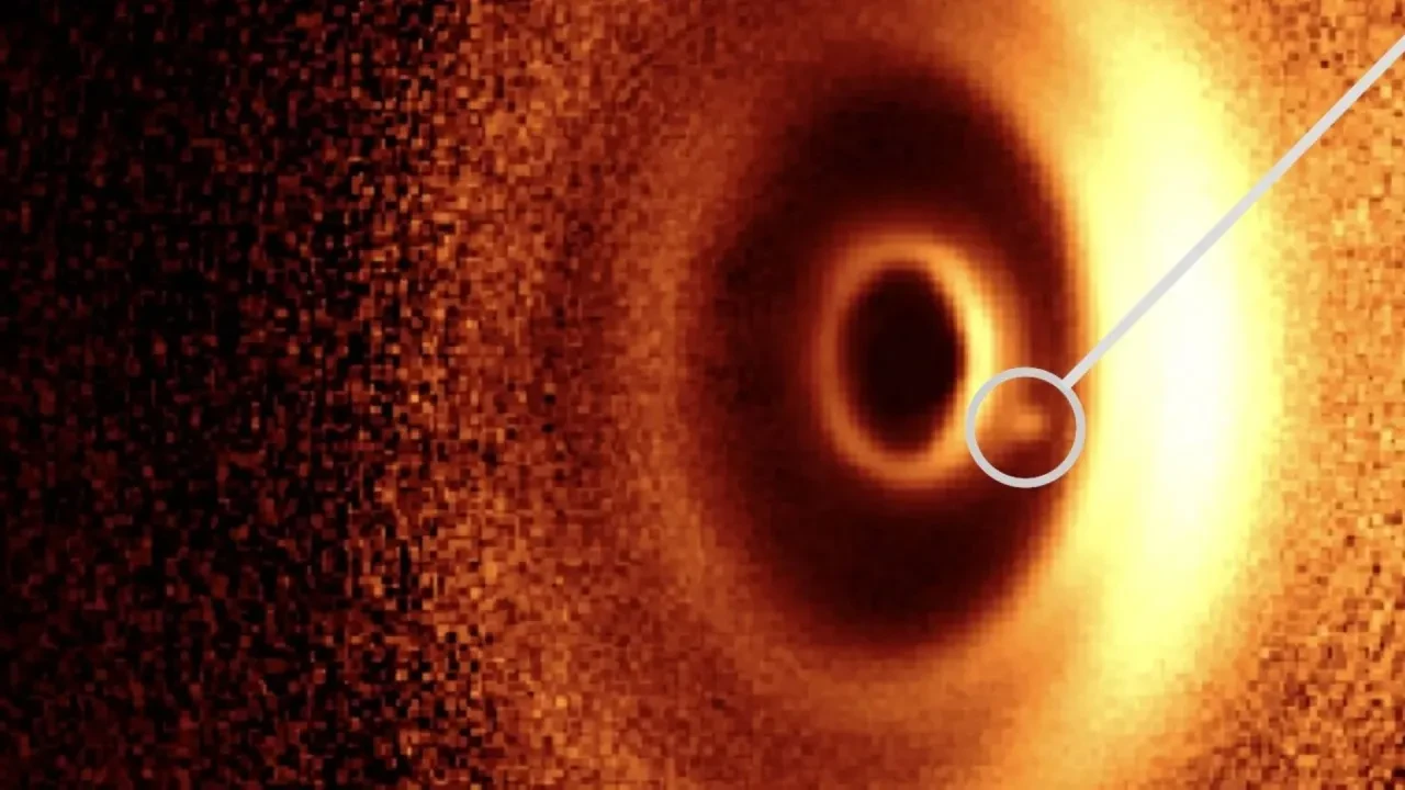 Dünya'dan 430 ışık yılı uzakta Jüpiter benzeri bir gezegen bulundu