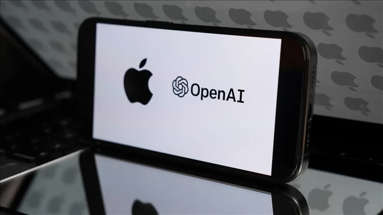 Elon Musk'tan Apple'a dava: "OpenAI'ı kayırıyor"