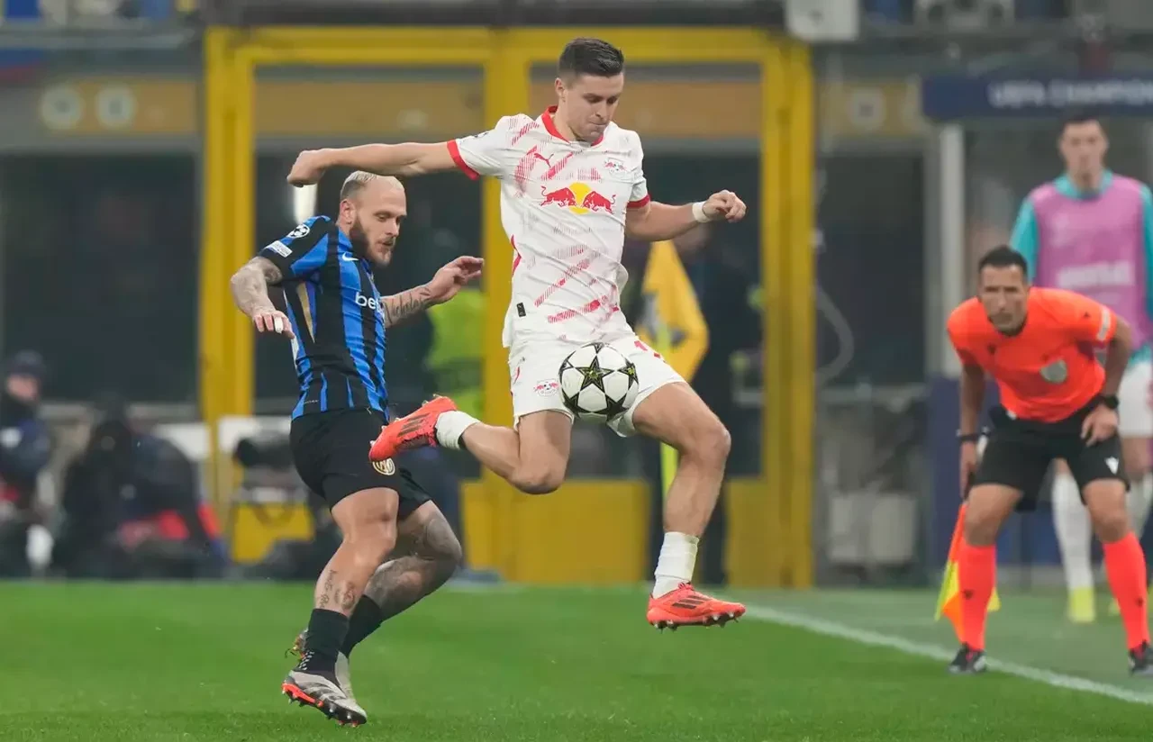 Fenerbahçe'de 10 numara harekatı! İki yıldız için transfer taarruzu