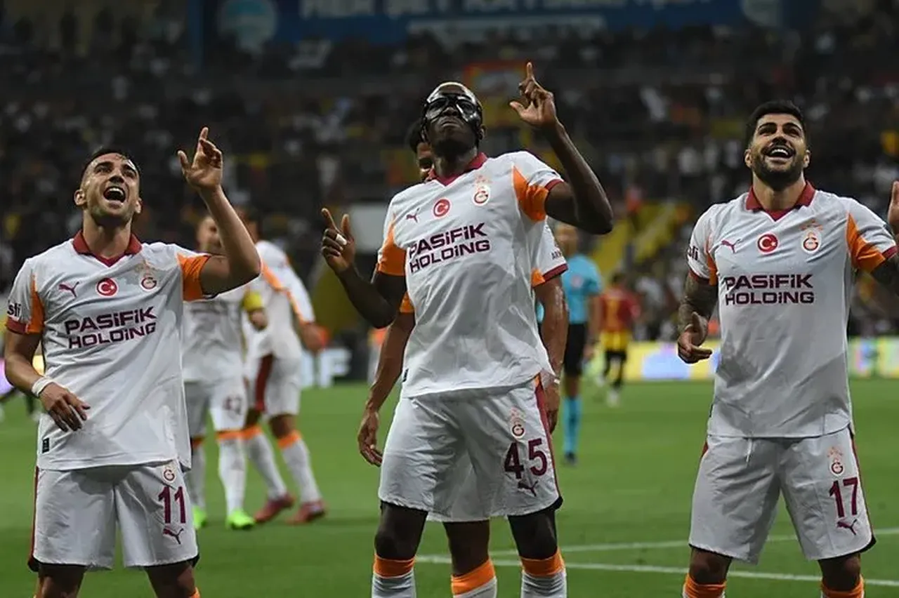 Galatasaray'a yeni kaleci bombası! Sağ gösterip sol vurdu