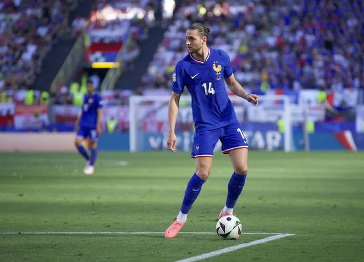 Galatasaray'ın eski aşkı yeniden alevlendi! Orta sahaya yıldız transfer