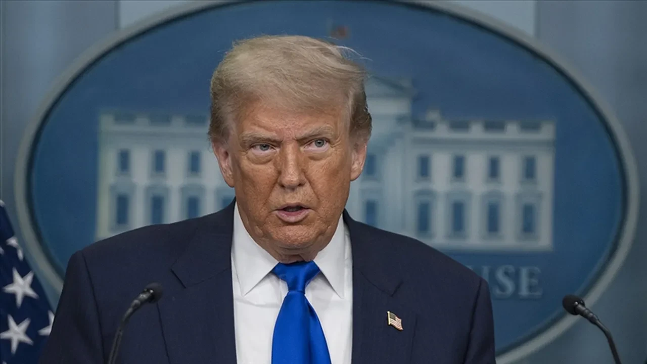 Trump ABD Savunma Bakanlığının adını değiştiriyor, yeni ismi de açıkladı