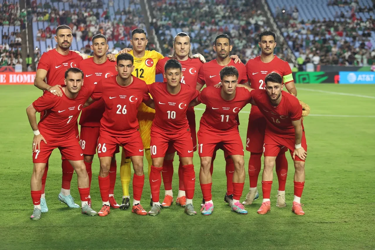 Türkiye - İspanya maçının biletleri satışa çıktı! Passo kartı olmayanlara alternatif