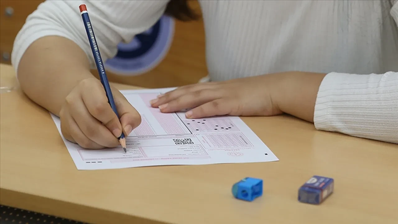 Üniversite ek kontenjanlar ne zaman açıklanacak? 2025 YKS ek tercih kılavuzu