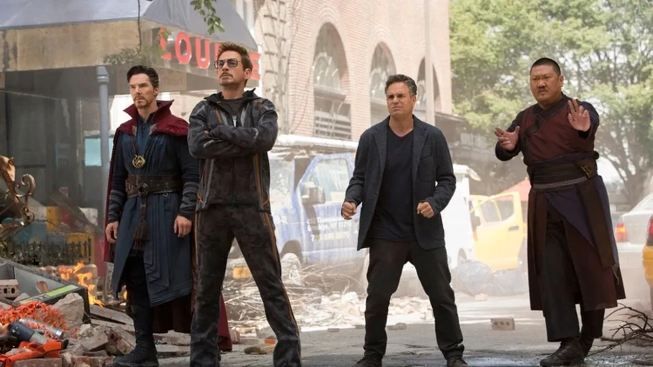 Avengers: Sonsuzluk Savaşı konusu ne oyuncuları kimler?