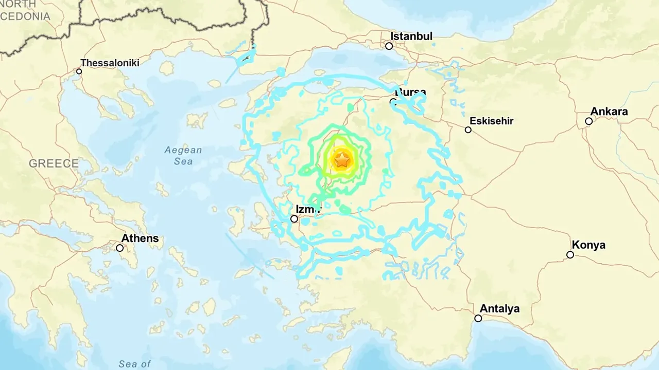 Balıkesir'deki şiddetli deprem sonrası bölgede korkunç değişim! Tamamen yok oldular 