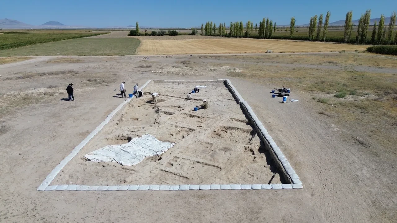Karaman'da keşfedildi! Çatalhöyük’ten daha eski: Böylesi daha önce görülmedi