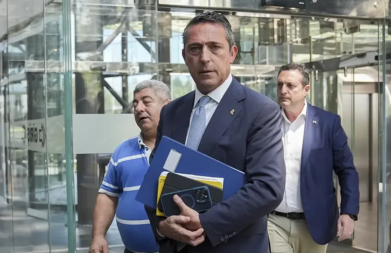 Kerem Aktürkoğlu için flaş iddia! 'Maç öncesi Fenerbahçe yönetimine mesaj gönderdi!'