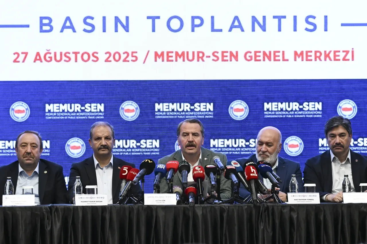 Memur-Sen Başkanı Ali Yalçın’dan yeni sendika yasası için çağrı