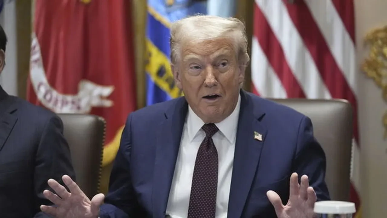 Nefret sevgiye dönüştü! Donald Trump'tan Taylor Swift'e nişan mesajı