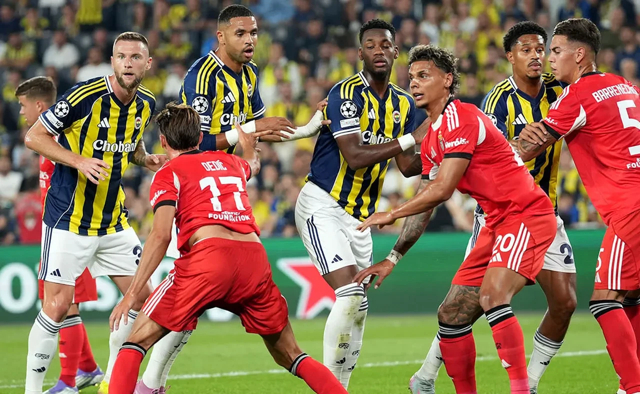 Şampiyonlar Ligi'ne son adım! Fenerbahçe, Benfica deplasmanında 16 yıllık hasreti bitirmek istiyor
