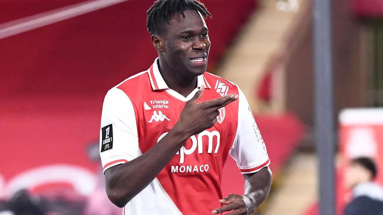 Wilfried Singo'da mutlu son! Maliyeti dudak uçuklattı!