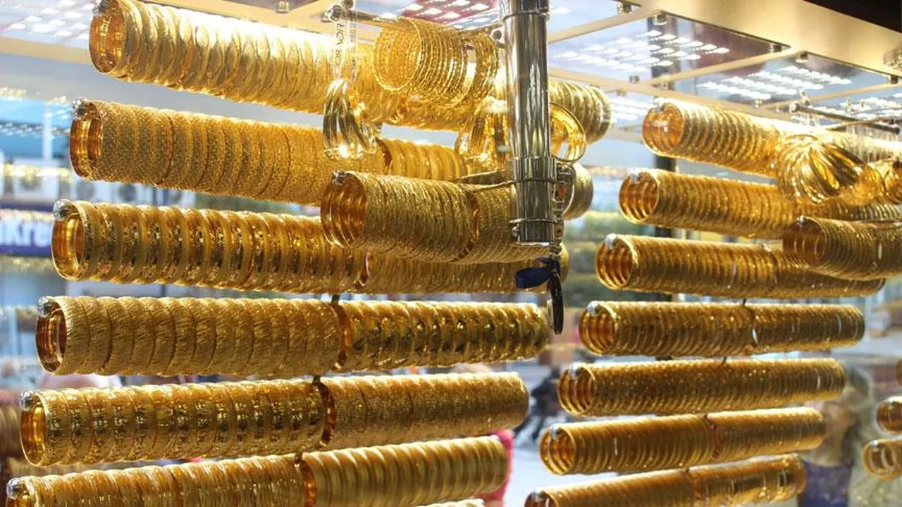 30 Ağustos kuyumcular, döviz büroları kapalı mı, açık mı?