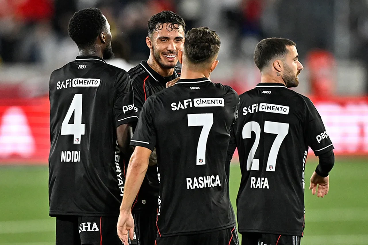 Beşiktaş maçını hangi kanal veriyor belli oldu! Konferans Ligi'nde lig aşaması fırsatı