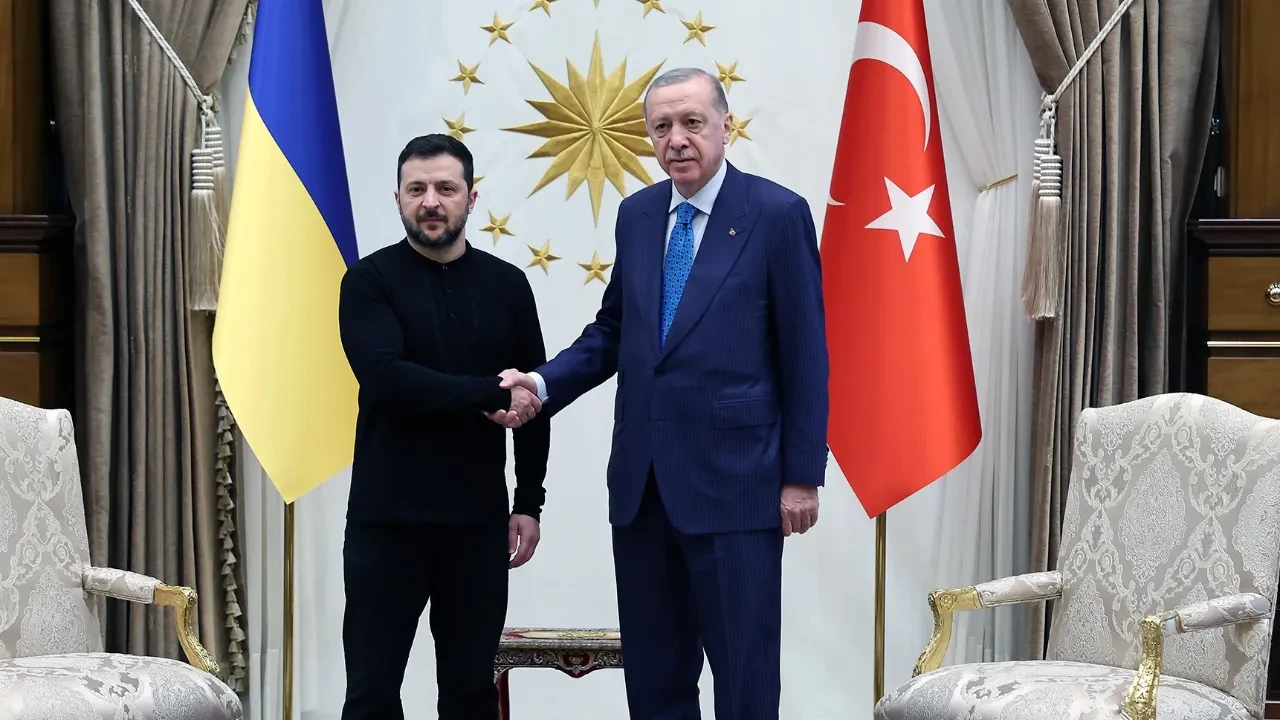 Cumhurbaşkanı Erdoğan'dan peş peşe kritik temaslar! Önce Zelenski sonra Şahbaz Şerif