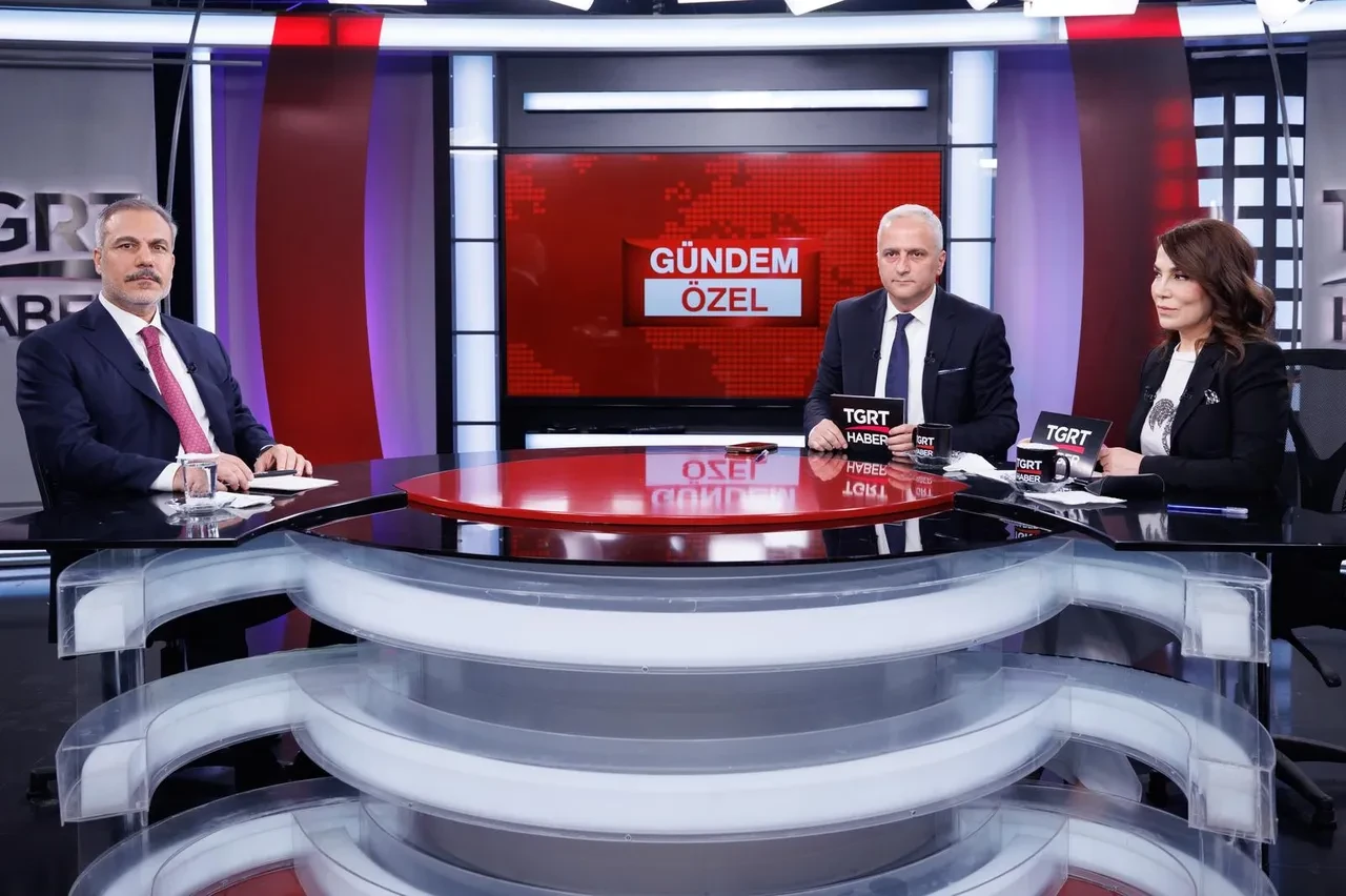 Cumhurbaşkanı Erdoğan'ın YPG ile ilgili sözleri ne anlama geliyor? Bakan Fidan canlı yayında açıkladı