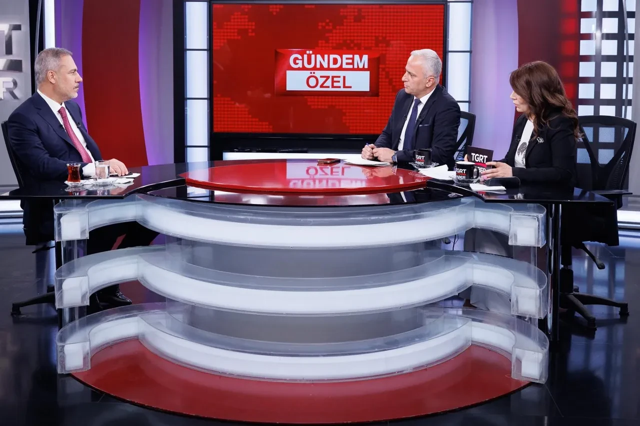 Cumhurbaşkanı Erdoğan'ın YPG ile ilgili sözleri ne anlama geliyor? Bakan Fidan canlı yayında açıkladı