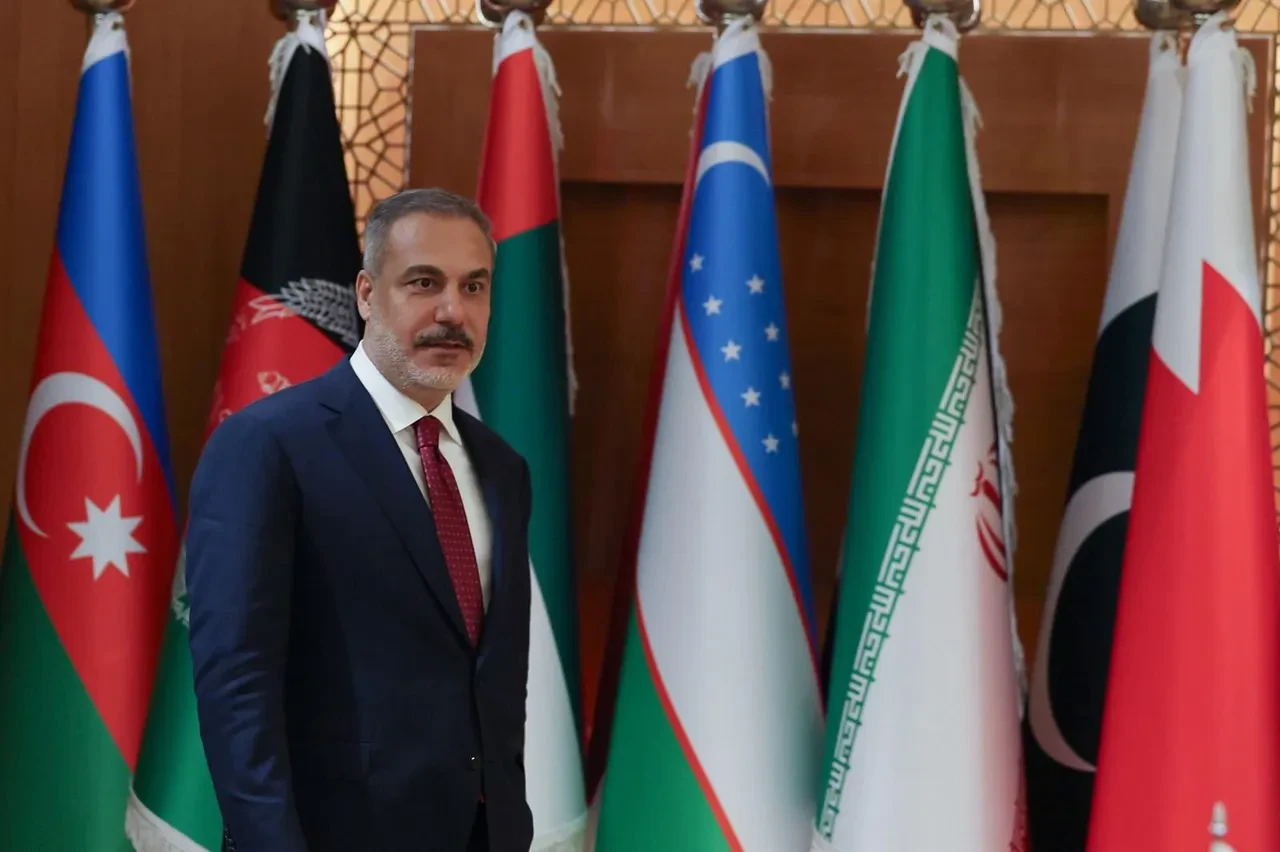 Hakan Fidan'dan CHP'ye cevap: Ben takım oyuncusuyum, kaptanımız Cumhurbaşkanımız